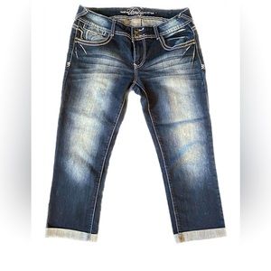 Like new capri jeans dark blue with white stitching, size 30 with cuff